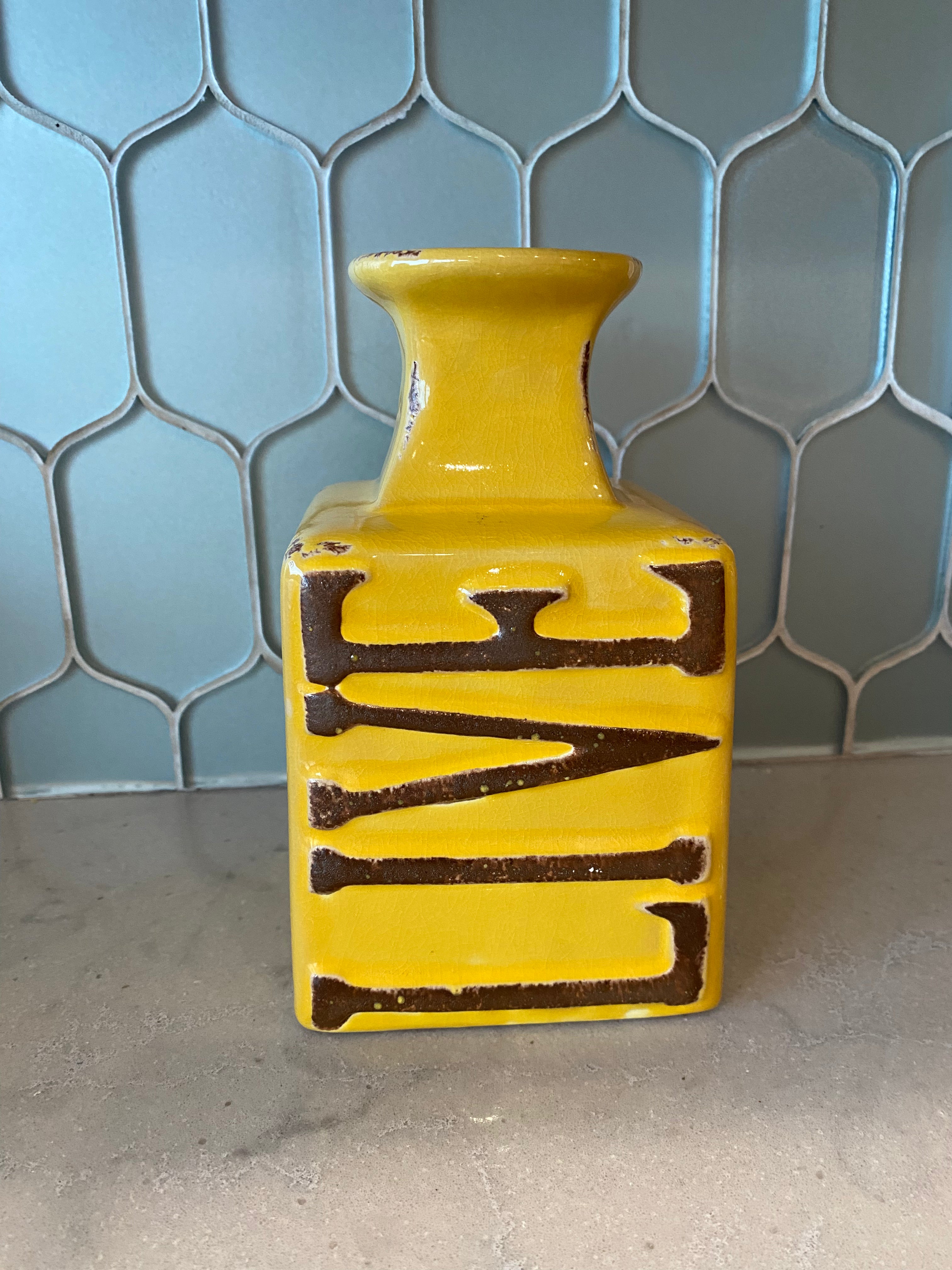 The Hosley "LIVE" Pottery Vase