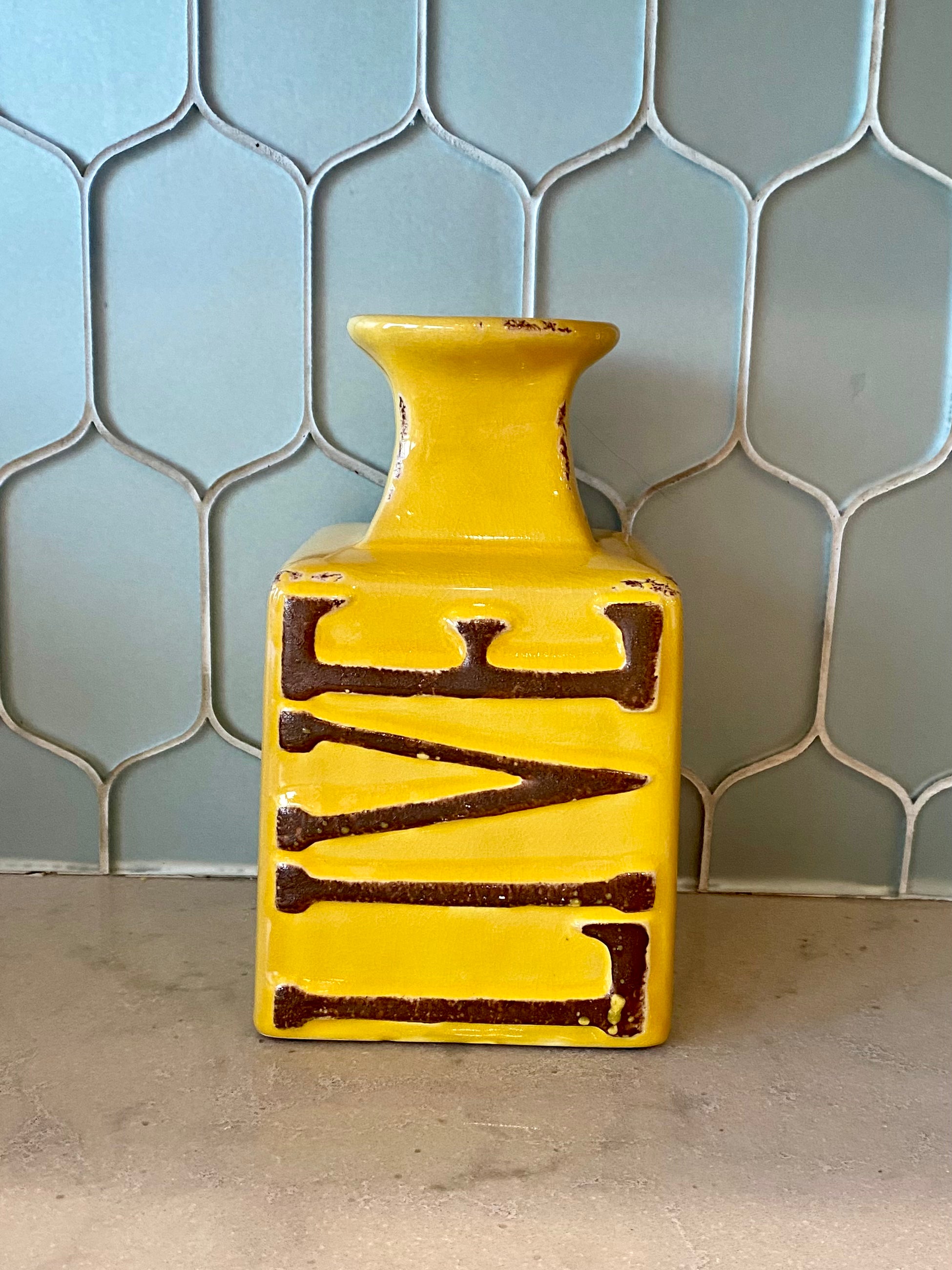The Hosley "LIVE" Pottery Vase